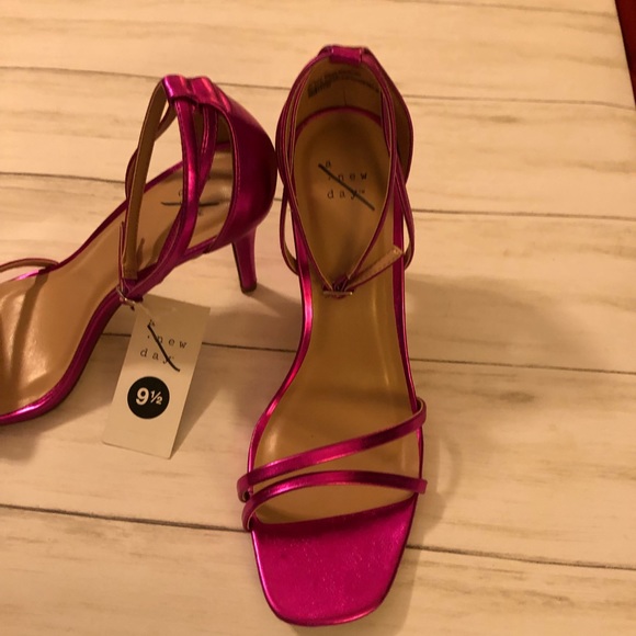 A New Day Heels 9 1/2. Firm price or bundle - Picture 2 of 8